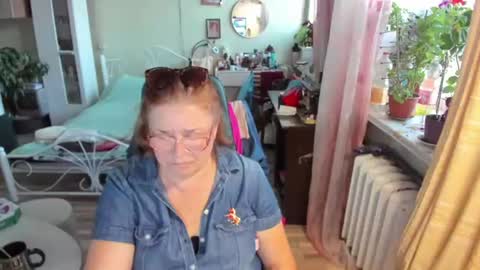 Snapshot of flowerlover8 chatting on July 2026 06:34:02 PM Flowerlower online show from July 2026 06:34:02 PM