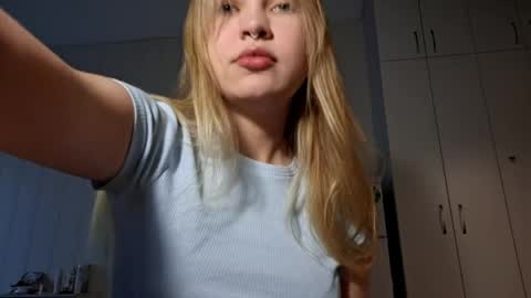 flowflirtx online show from May 2026 01:05:02 PM