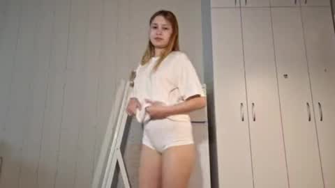 flowflirtx online show from May 2026 01:30:01 PM