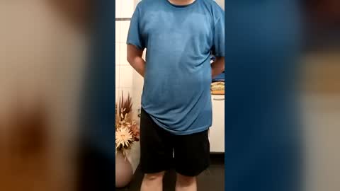 fluffybutt_ online show from July 2026 05:04:01 PM
