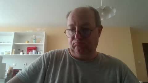 Snapshot of fm_group_nederland chatting on May 2026 07:57:02 AM VIP Magnolia online show from May 2026 07:57:02 AM