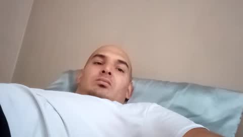 Snapshot of fn389 chatting on February 2025 07:28:02 PM Frank online show from February 2025 07:28:02 PM