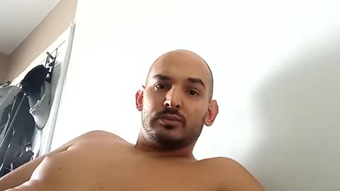 Snapshot of fn389 chatting on September 2025 07:58:02 PM Frank online show from September 2025 07:58:02 PM