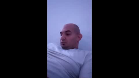 Snapshot of fn389 chatting on February 2026 01:48:02 AM Frank online show from February 2026 01:48:02 AM