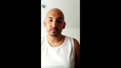 Snapshot of fn389 chatting on April 2026 12:33:01 AM Frank online show from April 2026 12:33:01 AM