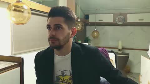 independent model online show from March 2026 05:49:01 PM