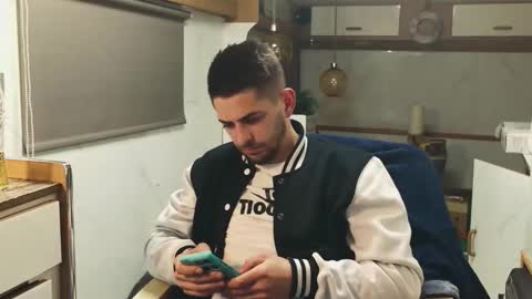 independent model online show from March 2026 05:36:01 PM