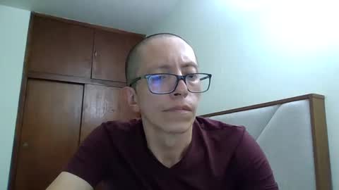 Snapshot of fonzi_flores chatting on September 2025 07:14:02 AM fonzi_flores online show from September 2025 07:14:02 AM