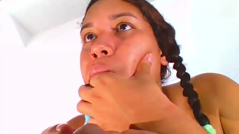 emely and felix online show from December 2024 04:07:02 AM