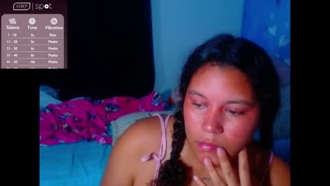 emely and felix online show from November 2025 10:03:02 PM