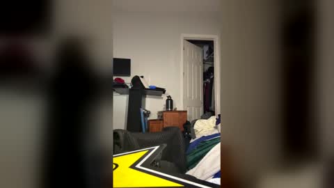 Snapshot of fordfamous chatting on March 2026 11:03:02 AM fordfamous online show from March 2026 11:03:02 AM