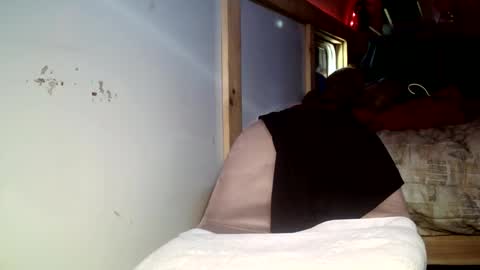 forestnymphpdx online show from October 2025 10:43:02 PM