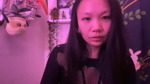 forlorngirl online show from October 2025 04:13:01 AM