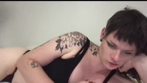 forthedolls online show from October 2025 04:10:01 AM