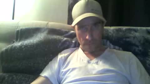 fouraide42 online show from December 2024 04:11:01 AM