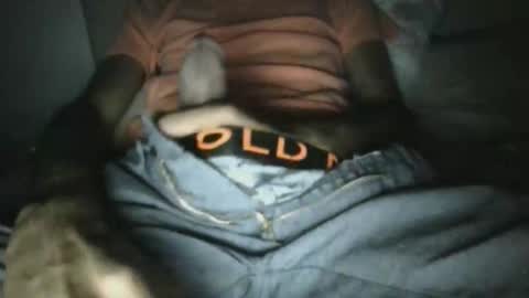 Zuey online show from March 2026 02:13:01 AM