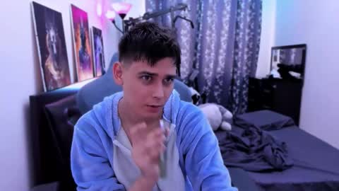 Foxicfu online show from September 2025 09:21:01 AM