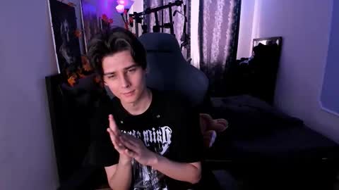 Snapshot of foxicfu chatting on January 2026 08:08:01 AM Foxicfu online show from January 2026 08:08:01 AM