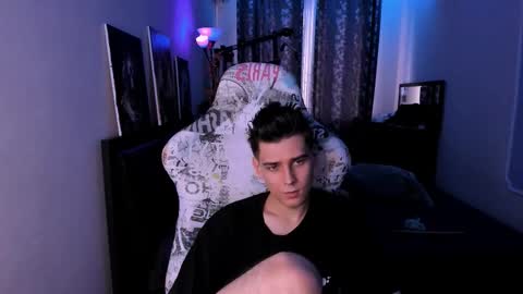 Snapshot of foxicfu chatting on February 2026 08:07:01 AM Foxicfu online show from February 2026 08:07:01 AM