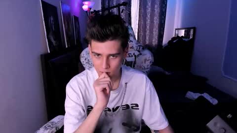 Snapshot of foxicfu chatting on February 2026 07:47:01 AM Foxicfu online show from February 2026 07:47:01 AM