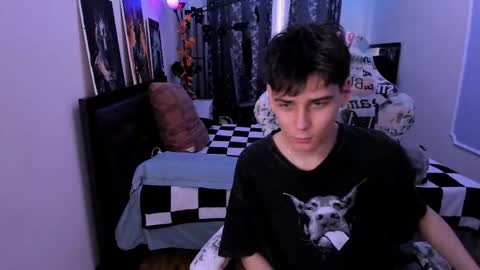 Snapshot of foxicfu chatting on February 2026 11:28:02 AM Foxicfu online show from February 2026 11:28:02 AM