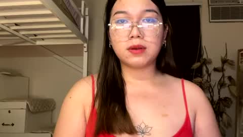 Snapshot of foxieeealona chatting on July 2026 04:53:01 PM Alicia Baby online show from July 2026 04:53:01 PM