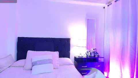 Snapshot of foxmegann chatting on February 2026 06:57:01 PM MeganFoxxy online show from February 2026 06:57:01 PM