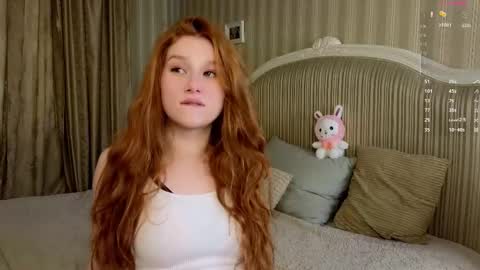 Snapshot of foxxx_tail chatting on October 2025 12:03:01 PM Petra online show from October 2025 12:03:01 PM