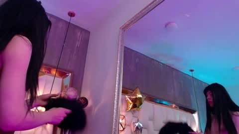 Foxxy  online show from October 2025 11:17:01 AM