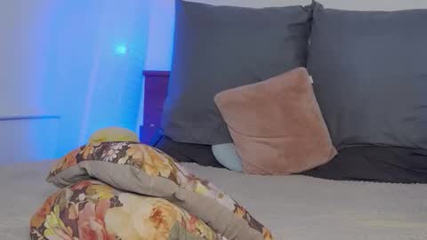 Foxy Kimmi online show from March 2026 06:39:02 AM