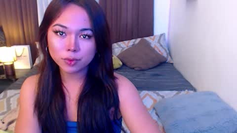 Snapshot of foxygirl_xx chatting on October 2025 08:07:02 PM Ms. FOX online show from October 2025 08:07:02 PM
