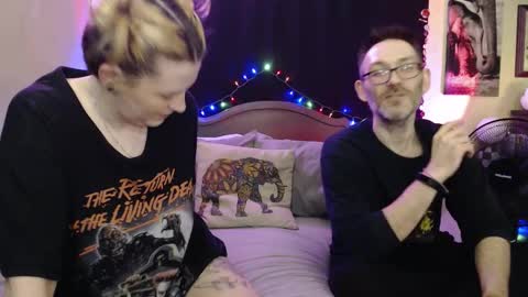 Mallory Koxx online show from December 2025 07:59:01 AM