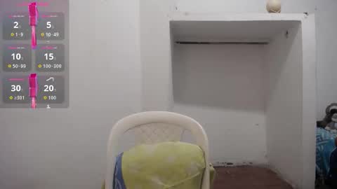 Snapshot of foxysweet08 chatting on February 2026 05:50:01 AM Dulce online show from February 2026 05:50:01 AM