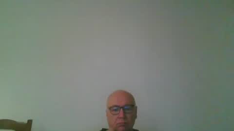 Snapshot of fra94 chatting on January 2025 05:00:02 PM fra94 online show from January 2025 05:00:02 PM