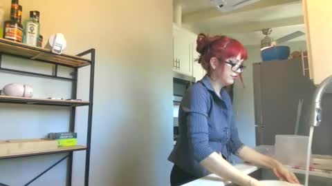 Snapshot of fragilemasochist chatting on May 2026 09:45:02 PM Angel online show from May 2026 09:45:02 PM