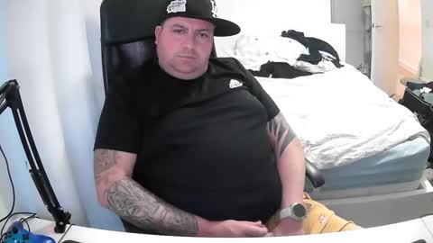 Snapshot of frainter1 chatting on December 2024 03:57:01 PM frainter1 online show from December 2024 03:57:01 PM