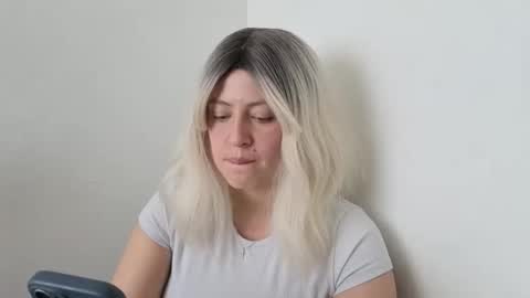 Francesca online show from September 2025 05:34:01 PM