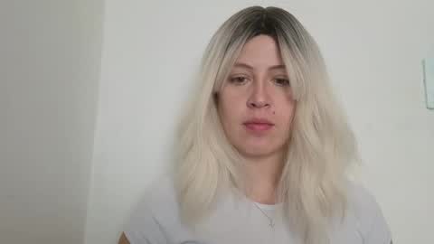 Francesca online show from September 2025 05:47:02 PM