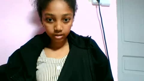 francia333068 online show from June 2026 07:57:01 PM