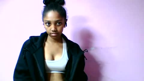 francia333068 online show from June 2026 05:15:01 PM