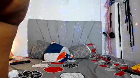 francihot4 online show from December 2025 01:22:01 AM