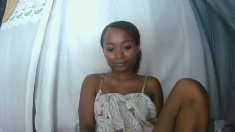 francine925426 online show from December 2025 07:00:01 PM