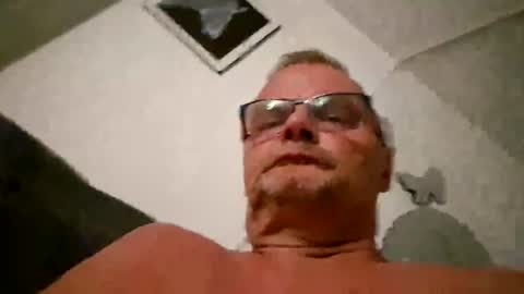 Snapshot of franciscomalin chatting on July 2026 11:42:01 PM franciscomalin online show from July 2026 11:42:01 PM