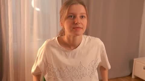 Regina online show from October 2025 12:27:01 PM