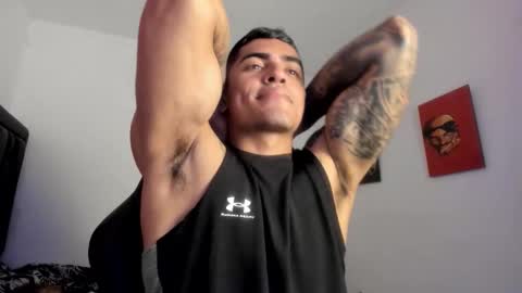 Snapshot of franco_ruiz_ chatting on November 2025 01:26:01 AM franco online show from November 2025 01:26:01 AM