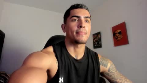 Snapshot of franco_ruiz_ chatting on February 2026 02:26:01 AM franco online show from February 2026 02:26:01 AM