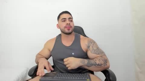 frank_foxx1 online show from March 2026 03:45:01 AM