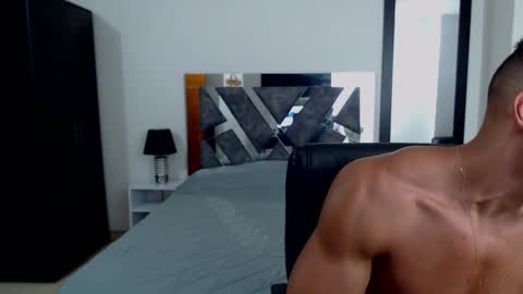 Snapshot of frank_heaven_shore chatting on January 2025 10:24:01 PM Frank online show from January 2025 10:24:01 PM