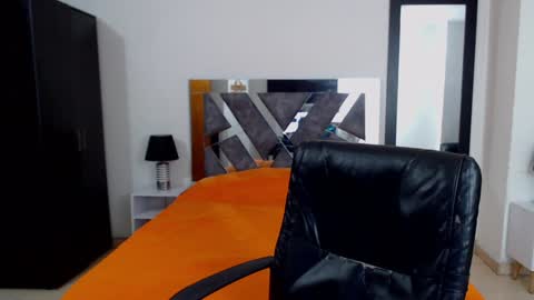 Snapshot of frank_heaven_shore chatting on February 2025 02:50:02 AM Frank online show from February 2025 02:50:02 AM