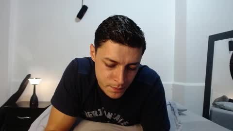 Frank online show from April 2026 02:04:02 AM
